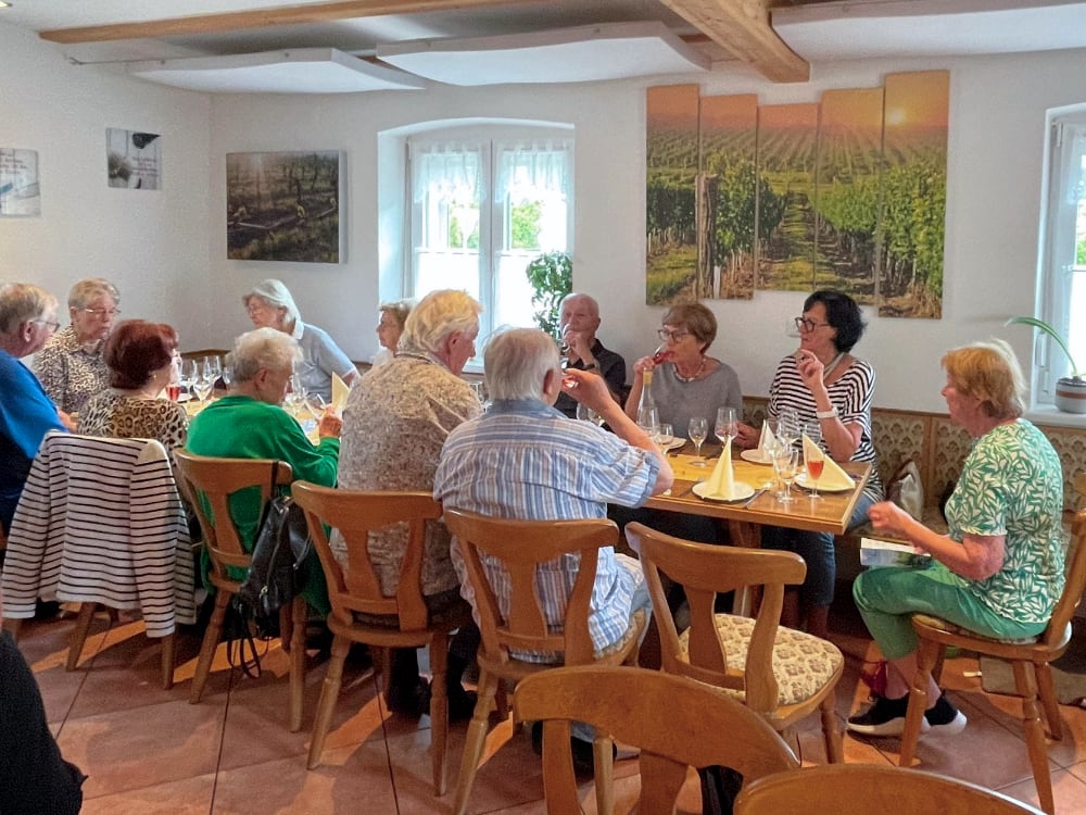 Bericht zur Weinfahrt der Senioren nach Wiesenbronn